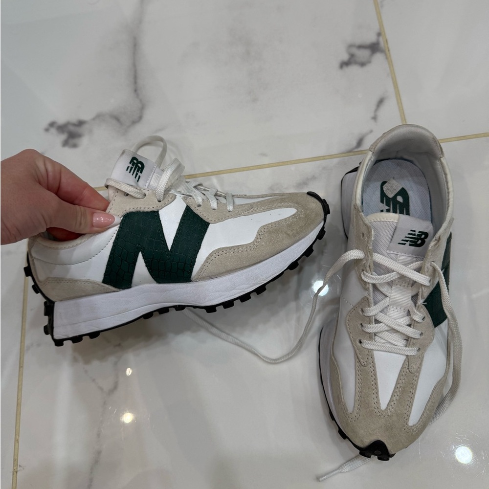 New balance 327 sneaker